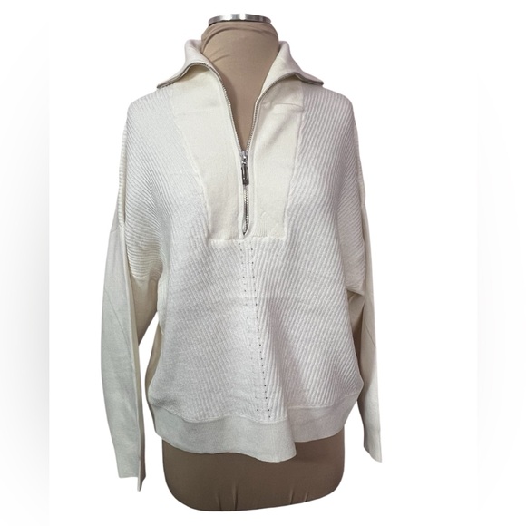 Elie Tahari Warm Ivory Long Sleeve Rib knit Sweater - Picture 1 of 9